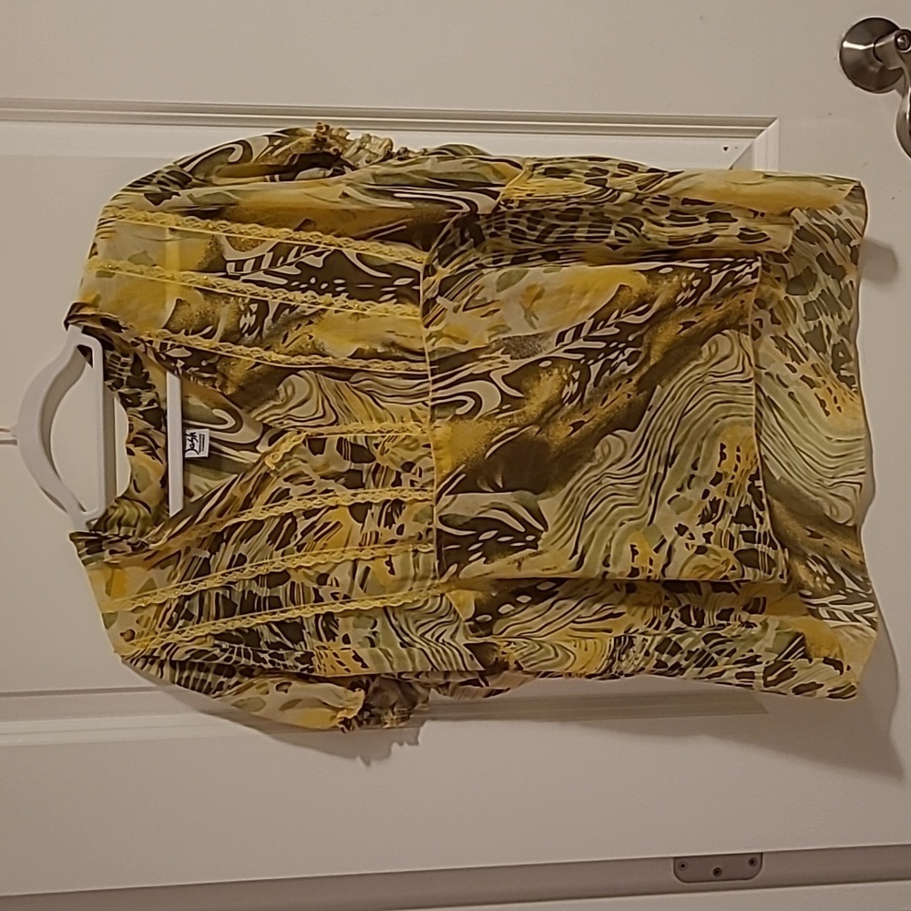 Sash flowy patterned top